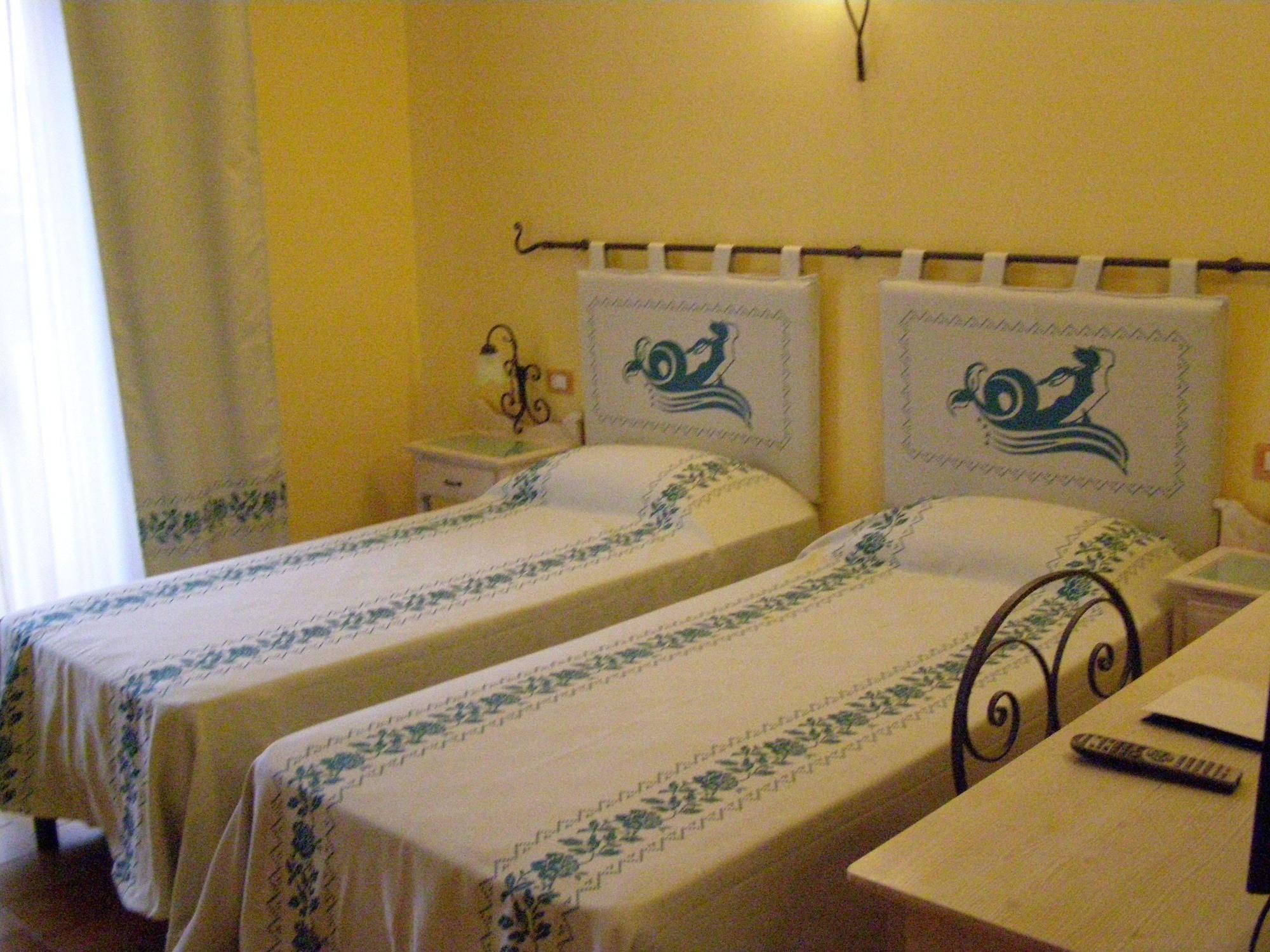 Le Nereidi & Con Piscina-tennis-fitness-parcheggio Coperto-sala Conferenze 3*
